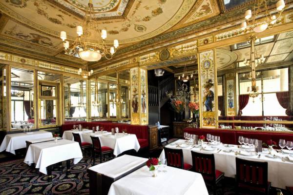 Le Grand Vefour Paris, uzvišeno kulinarsko iskustvo Guy Martina, Haute cuisine, La vie de luxe, magazin